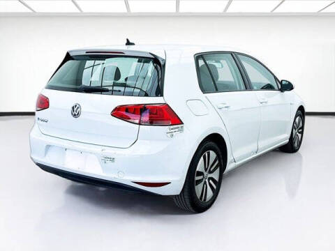2016 Volkswagen e-Golf SE