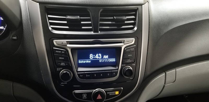 2017 Hyundai Accent SE