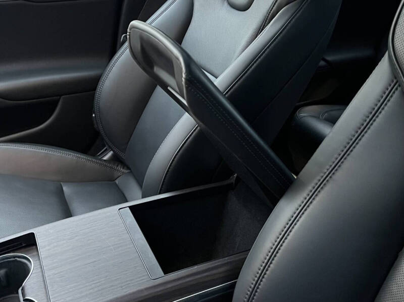 2023 Tesla Model S Standard Range