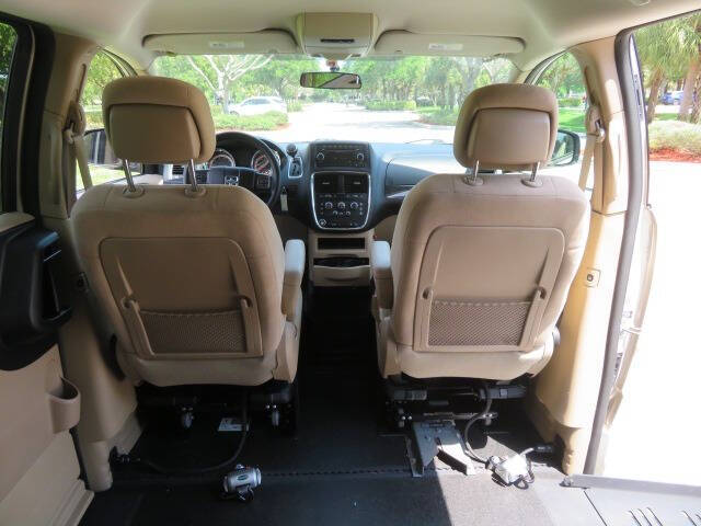 2013 Dodge Grand Caravan SE