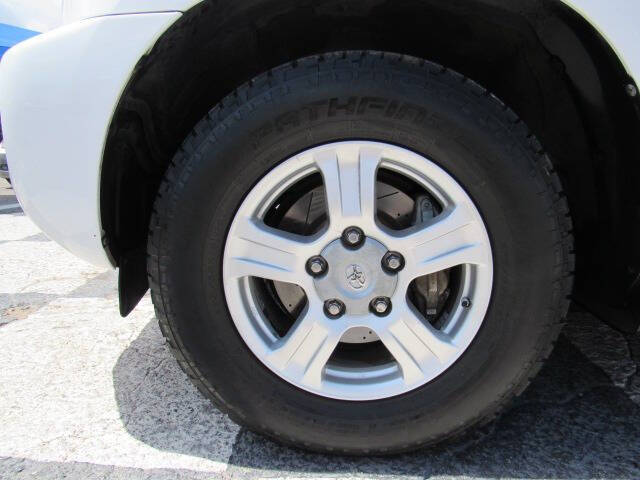 2013 Toyota Sequoia SR5