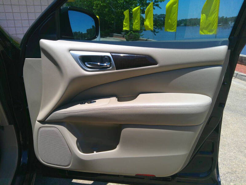2014 Nissan Pathfinder Platinum
