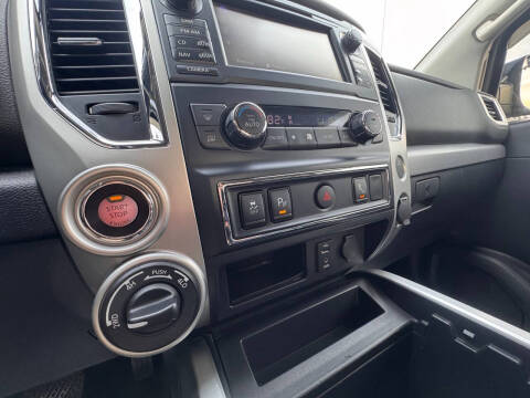 2017 Nissan Titan PRO-4X