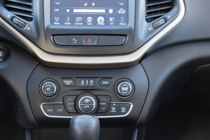 2017 Jeep Cherokee Latitude