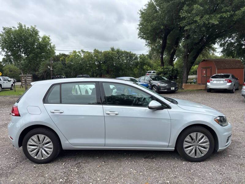 2020 Volkswagen Golf TSI