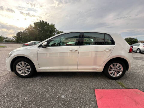 2019 Volkswagen Golf S