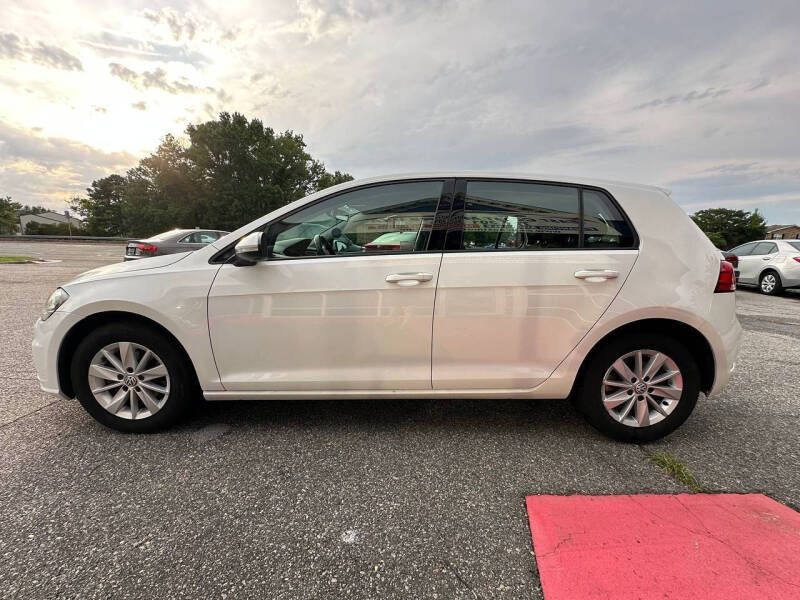 2019 Volkswagen Golf S