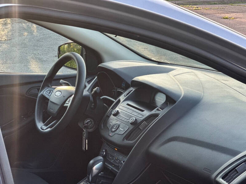 2017 Ford Focus S