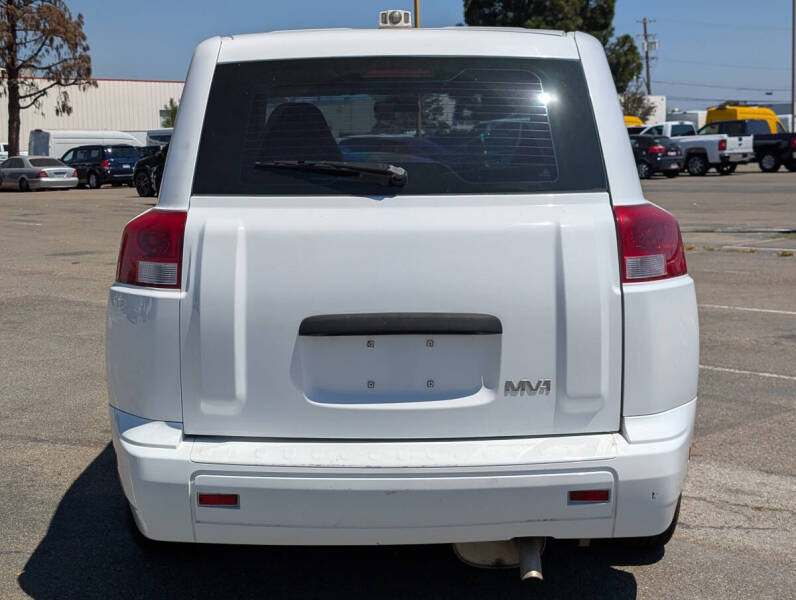 2014 AM General MV-1