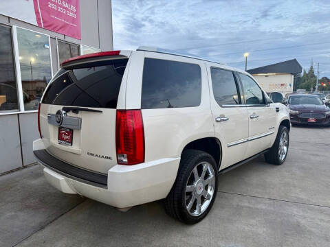 2010 Cadillac Escalade Premium