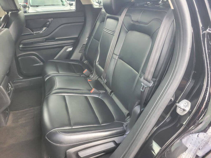 2023 Lincoln Corsair Standard