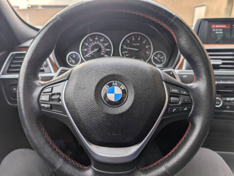 2018 BMW 3 Series 330i xDrive