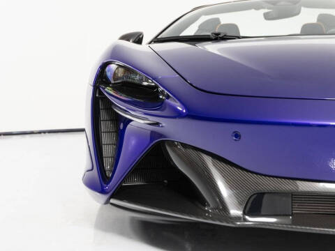 2025 McLaren Artura Spider