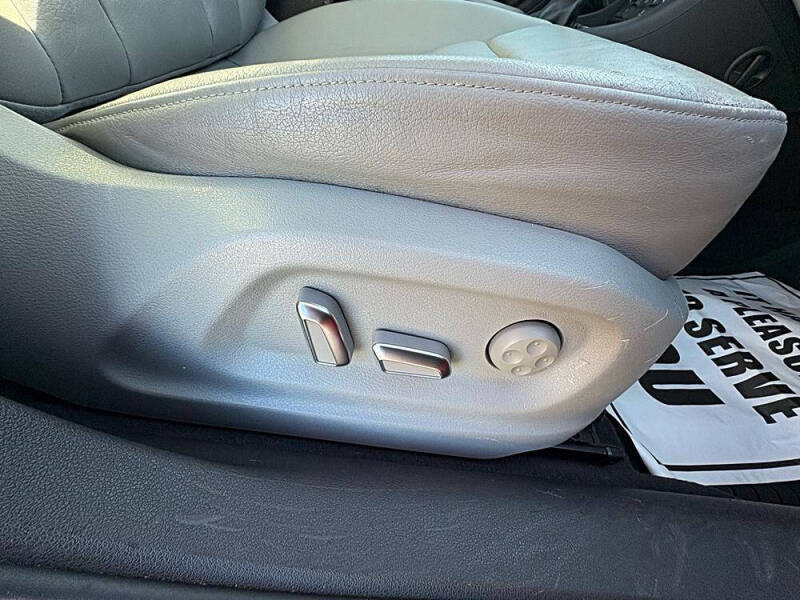 2016 Audi Q3 2.0T Premium Plus