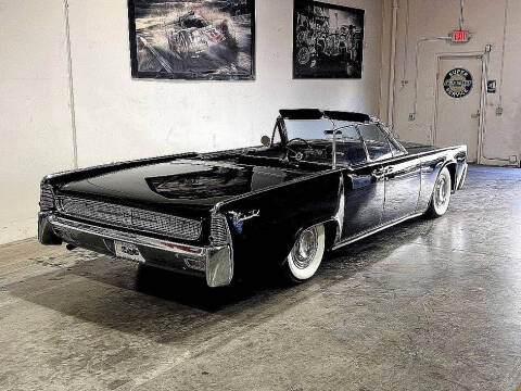 1961 Lincoln Continental