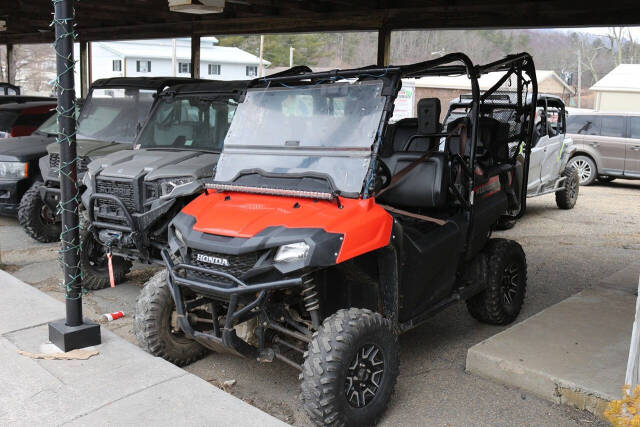 Honda Pioneer 700-4 Deluxe Image