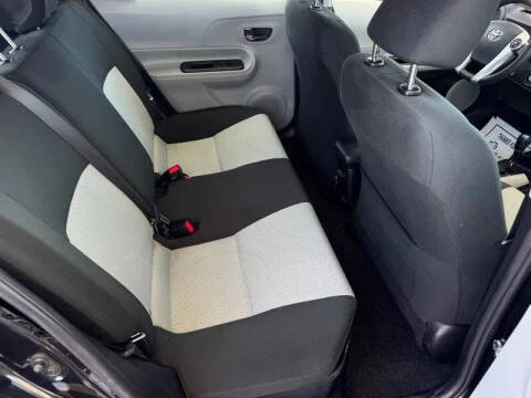 2014 Toyota Prius c