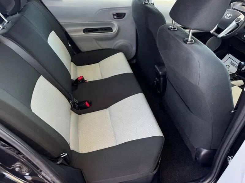2014 Toyota Prius c