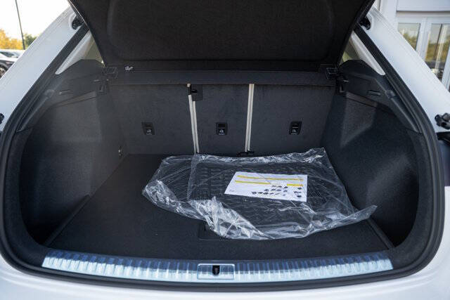 2025 Audi Q3 quattro S line Premium 45 TFSI