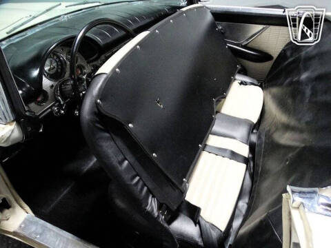 1957 Ford Thunderbird