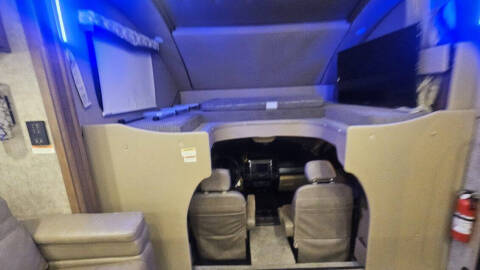 2021 Thor Motor Coach Magnitude