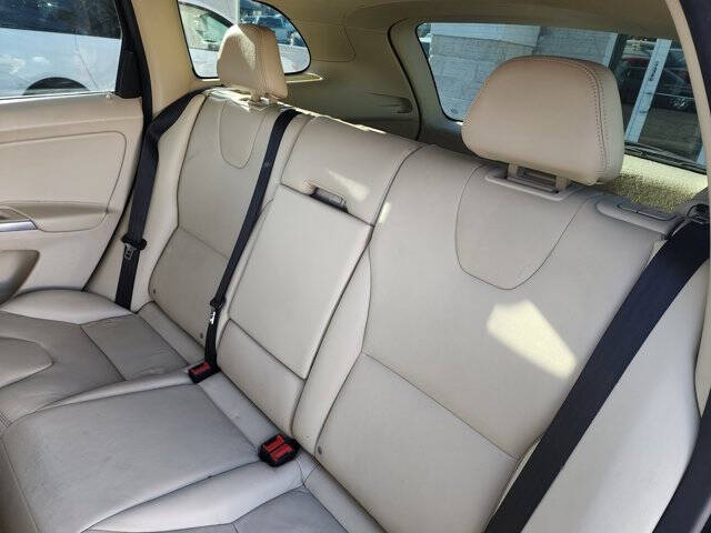 2016 Volvo XC60 T5 Drive-E Premier