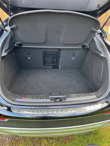 2017 Infiniti QX30 Premium