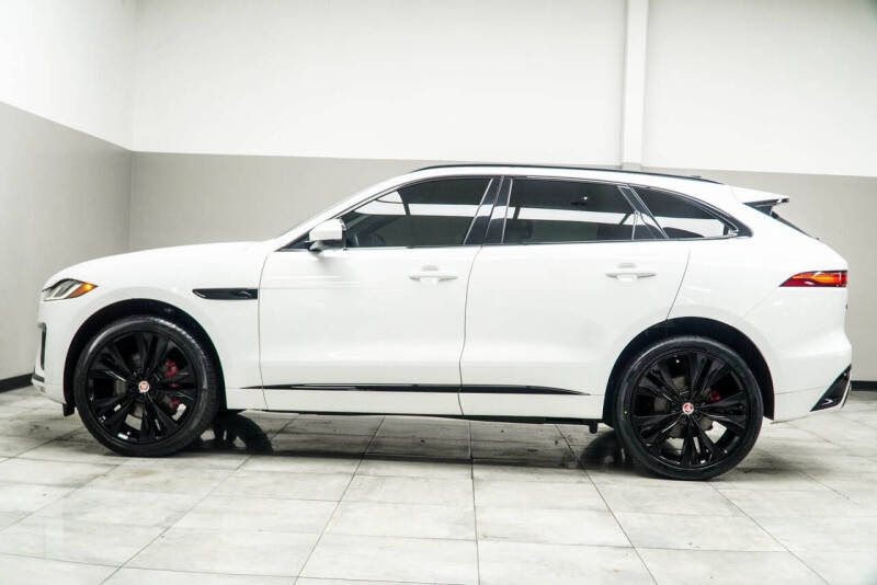 2023 Jaguar F-PACE P400 R-Dynamic S