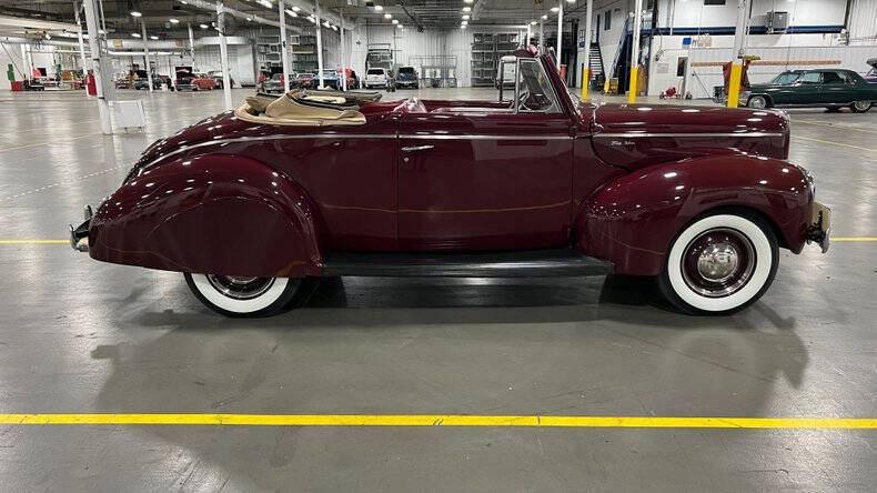 1940 Ford Deluxe
