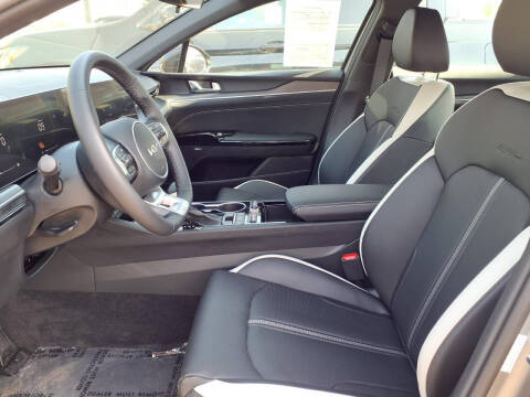 2026 Kia K5