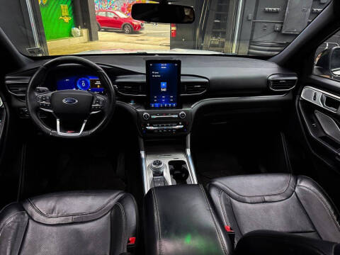 2020 Ford Explorer ST