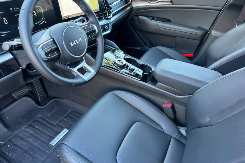 2025 Kia Sportage Hybrid EX