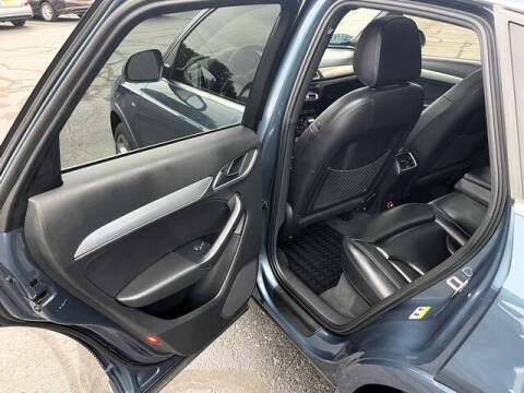 2017 Audi Q3 2.0T quattro Premium Plus