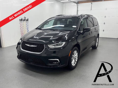 2022 Chrysler Pacifica Touring
