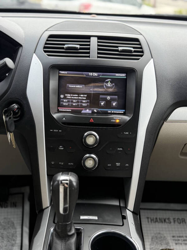 2014 Ford Explorer XLT