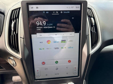 2022 Ford Edge SE