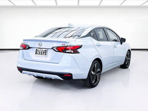 2023 Nissan Versa SR