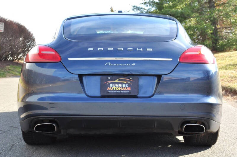 2012 Porsche Panamera