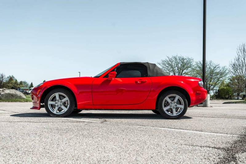 2006 Mazda MX-5 Miata