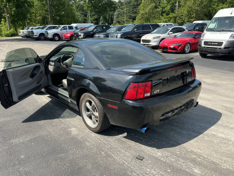 2003 Ford Mustang