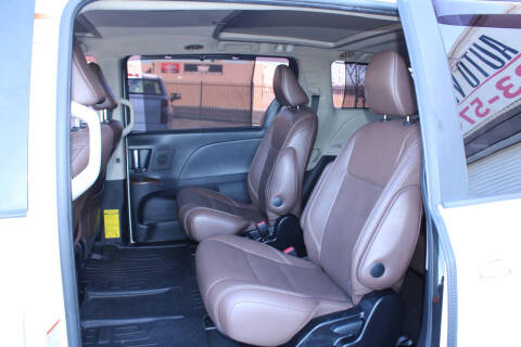 2015 Toyota Sienna