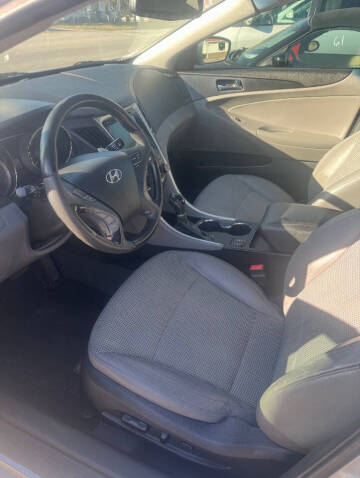2013 Hyundai Santa Fe Hybrid