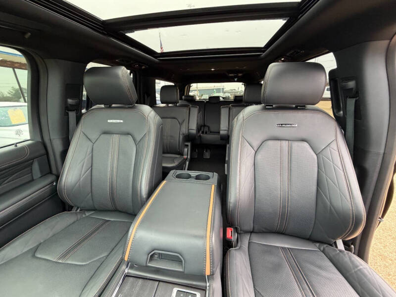 2024 Ford Expedition MAX Platinum