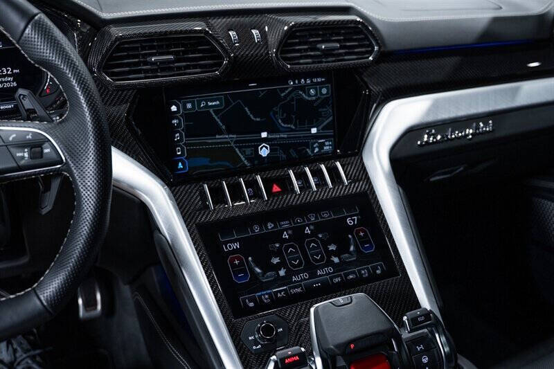 2022 Lamborghini Urus