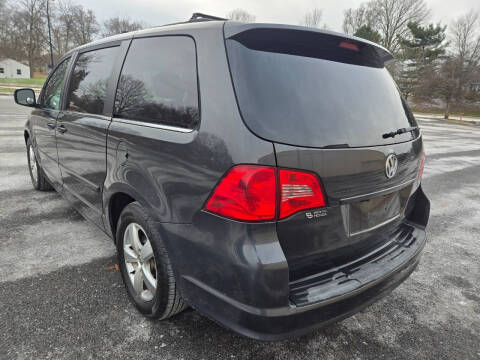 2011 Volkswagen Routan SEL