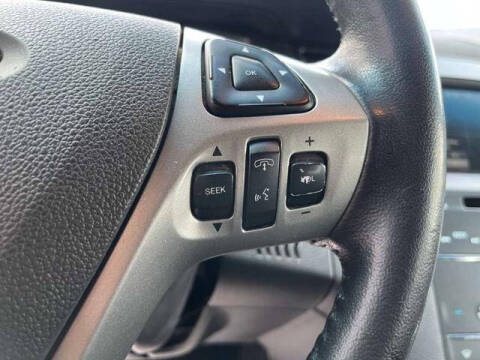 2015 Ford Taurus SEL