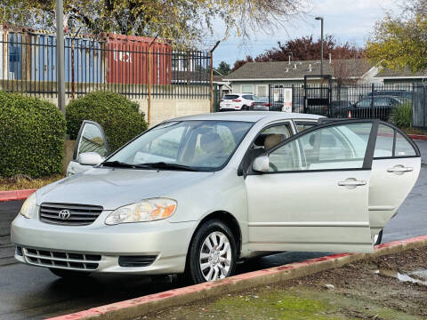 2003 Toyota Corolla LE