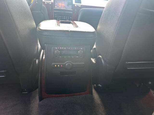 2012 Cadillac Escalade Luxury