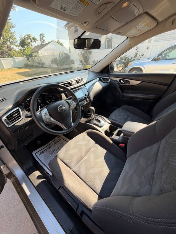 2016 Nissan Rogue S