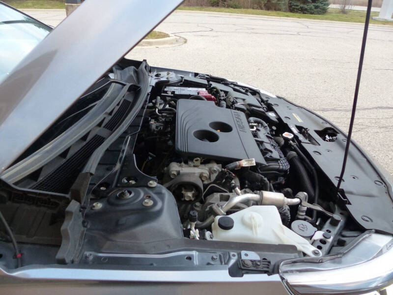 2020 Nissan Altima 2.5 SR